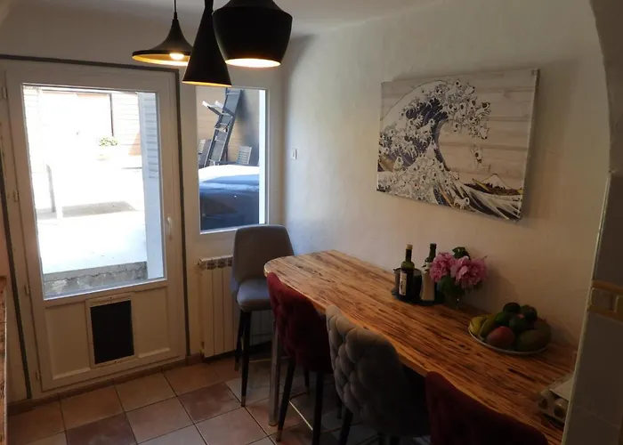 Casa Del Castell Quarto em Acomodações Particulares *